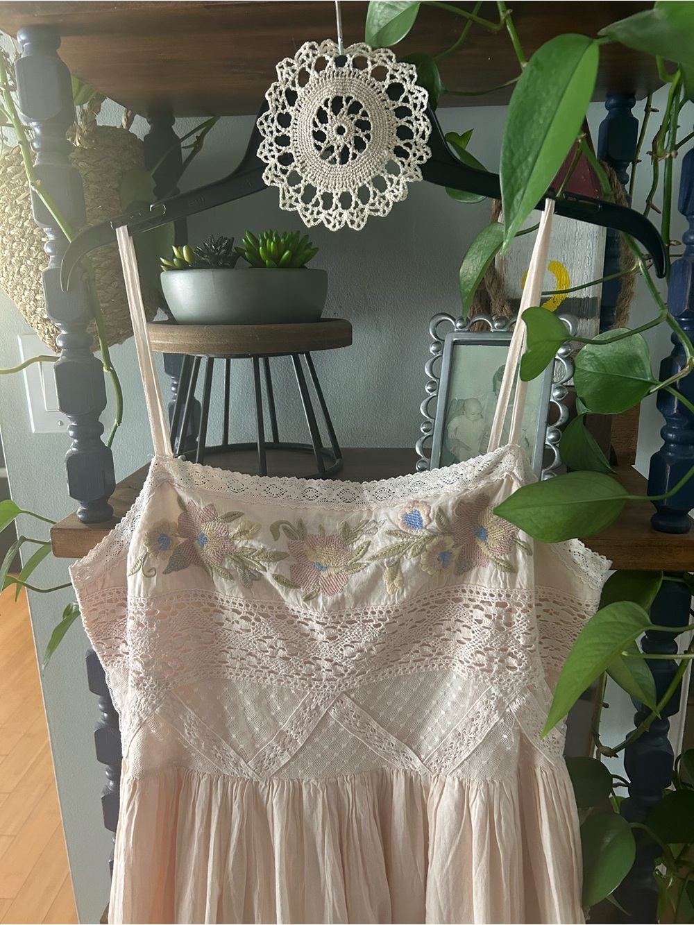 Delicate Pink Embroidered Maxi Dress - Brand: